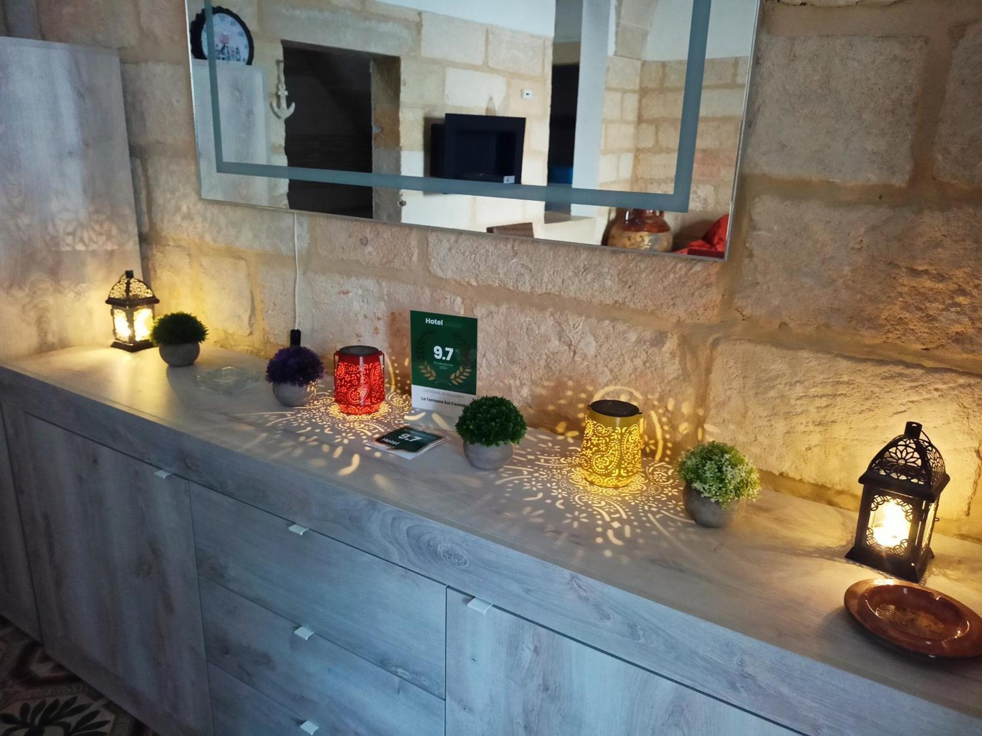 La Terrazza Sul Castello Lejlighed Palmariggi Eksteriør billede