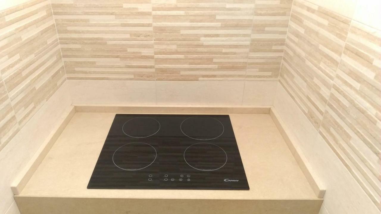 La Terrazza Sul Castello Lejlighed Palmariggi Eksteriør billede